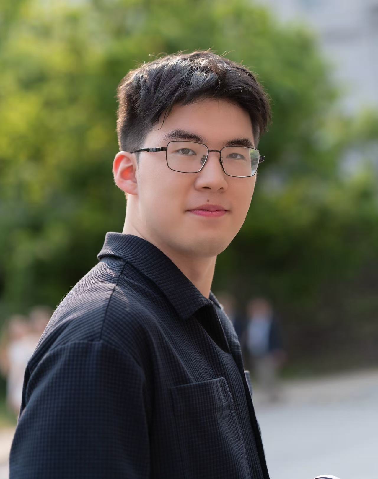 Yingtong Luo portrait